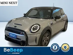 Grigio metallizzato Usata 2022 Mini Cooper S Essential Due volumi | 28.200 € (Buon prezzo)