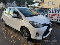 Bianco Usata 2017 Toyota Yaris Tre volumi | 7700 € (Ottimo prezzo)