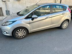 Usata 2009 Ford Fiesta Due volumi | 4500 € (Buon prezzo)