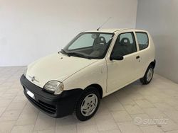 Bianco Usata 2009 Fiat 600 Active Tre volumi | 3400 € (Cara)