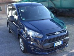 Blu / pastello Usata 2015 Ford Tourneo Connect Monovolume | 11.990 €