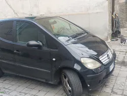 Usata 2000 Mercedes A170 Tre volumi | 600 € (Ottimo prezzo)