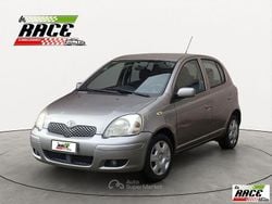 Gray Usata 2004 Toyota Yaris Sol | 1500 € (Ottimo prezzo)