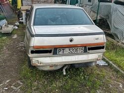 Grigio Usata 1987 Alfa Romeo 75 Tre volumi | 450 €