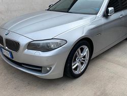 Grigio Usata 2010 BMW 520 Tre volumi | 9000 € (Buon prezzo)