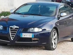 Usata 2005 Alfa Romeo GT Coupé | 4250 € (Buon prezzo)