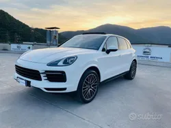 Bianco Usata 2018 Porsche Cayenne SUV | 49.990 € (Buon prezzo)