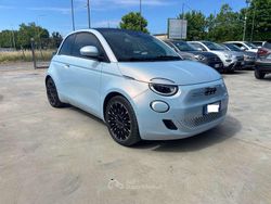 Blu/azzurro Usata 2020 Fiat 500e Icon Cabrio | 12.999 € (Ottimo prezzo)