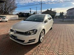 Bianco Usata 2015 VW Golf VII Comfortline Tre volumi | 12.900 € (Cara)