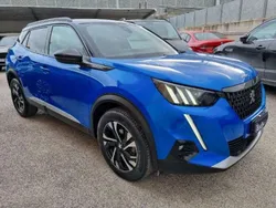 Blu vertigo tetto nero Usata 2020 Peugeot 2008 GT-line SUV | 19.900 € (Molto cara)