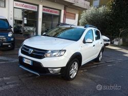 Bianco Usata 2016 Dacia Sandero Prestige Tre volumi | 5500 € (Ottimo prezzo)