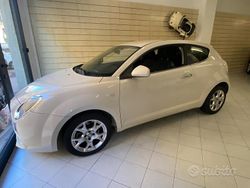 Bianco Usata 2015 Alfa Romeo MiTo Distinctive Due volumi | 7600 € (Buon prezzo)