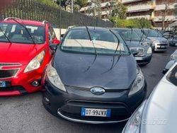 Grigio Usata 2009 Ford Fiesta Titanium Tre volumi | 1750 € (Super prezzo)