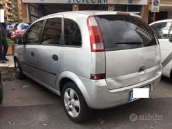 Grigio Usata 2004 Opel Meriva Cosmo Monovolume | 1200 € (Super prezzo)