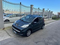 Grigio Usata 2009 Peugeot 107 Due volumi | 4000 € (Buon prezzo)