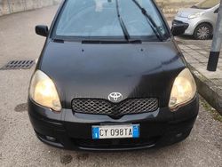 Blu Usata 2006 Toyota Yaris Due volumi | 2700 €