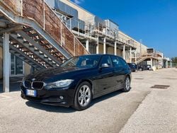 Nero Usata 2014 BMW 318 Station wagon | 9800 € (Cara)