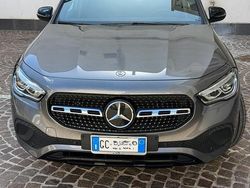Grigio Usata 2020 Mercedes GLA250 SUV | 33.900 € (Buon prezzo)