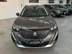 Grigio Usata 2021 Peugeot 2008 Allure SUV | 16.990 € (Buon prezzo)
