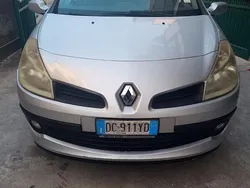 Grigio Usata 2006 Renault Clio II Luxe Tre volumi | 1499 € (Ottimo prezzo)