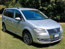 Usata 2009 VW Touran Monovolume | 4200 €
