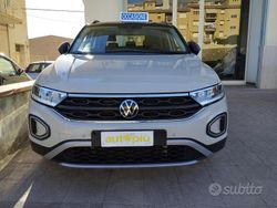 Grigio Usata 2022 VW T-Roc Life SUV | 18.900 € (Ottimo prezzo)