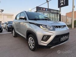 Grigio Usata 2022 Mahindra KUV100 SUV | 10.500 € (Buon prezzo)