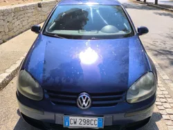 Usata 2004 VW Golf V Tre volumi | 3250 € (Molto cara)