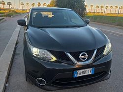 Nero Usata 2016 Nissan Qashqai SUV | 9800 € (Buon prezzo)