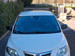 Bianco Usata 2013 Lancia Ypsilon Due volumi | 6500 € (Buon prezzo)