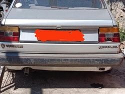 Grigio Usata 1985 VW Jetta Tre volumi | 300 €