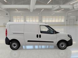 Bianco Usata 2020 Fiat Doblò Business Monovolume | 15.400 € (Molto cara)