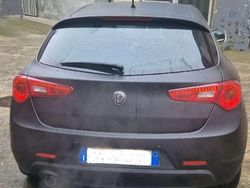 Nero Usata 2012 Alfa Romeo Giulietta Distinctive Tre volumi | 8500 € (Buon prezzo)