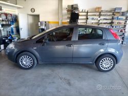 Grigio Usata 2017 Fiat Punto Street Tre volumi | 9000 € (Molto cara)