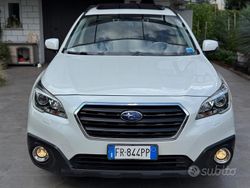Bianco Usata 2018 Subaru Outback SUV | 11.999 €