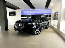 Nero Usata 2019 BMW X5 M Sport SUV | 39.900 € (Cara)