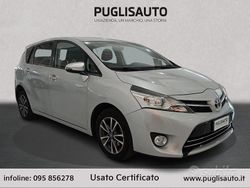 Grigio Usata 2014 Toyota Verso Active Monovolume | 9700 € (Molto cara)