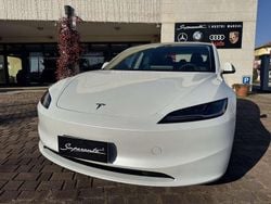 Bianco Usata 2025 Tesla Model 3 Tre volumi | 35.000 € (Buon prezzo)