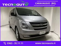 Argento Usata 2011 Hyundai H-1 Comfort Monovolume | 15.900 €