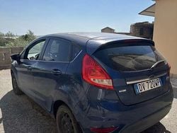 Usata 2009 Ford Fiesta Titanium Tre volumi | 1800 € (Super prezzo)