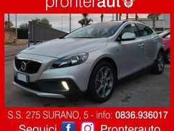 Argento Usata 2017 Volvo V40 CC Station wagon | 13.900 € (Cara)