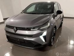 Grigio Usata 2025 Renault Captur Techno SUV | 20.990 € (Buon prezzo)