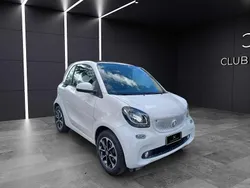 Bianco Usata 2017 Smart ForTwo Coupé Passion Due volumi | 13.900 € (Buon prezzo)
