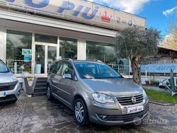 Grigio Usata 2007 VW Touran Monovolume | 4900 € (Buon prezzo)