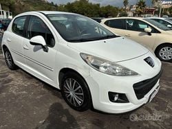 Bianco Usata 2012 Peugeot 207 Station wagon | 3900 € (Buon prezzo)
