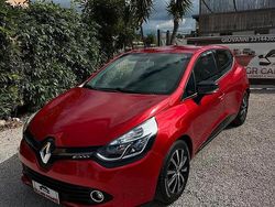 Rosso Usata 2015 Renault Clio IV Tre volumi | 6990 € (Buon prezzo)