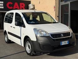 Bianco Usata 2017 Peugeot TePee Access Monovolume | 9900 € (Ottimo prezzo)