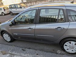 Grigio Usata 2009 Renault Clio GrandTour Station wagon | 2000 € (Super prezzo)