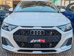 Bianco Usata 2020 Audi A1 Ambiente Tre volumi | 20.900 € (Buon prezzo)
