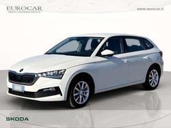 Bianco magnolia Usata 2023 Skoda Scala Ambition Due volumi | 17.900 € (Buon prezzo)